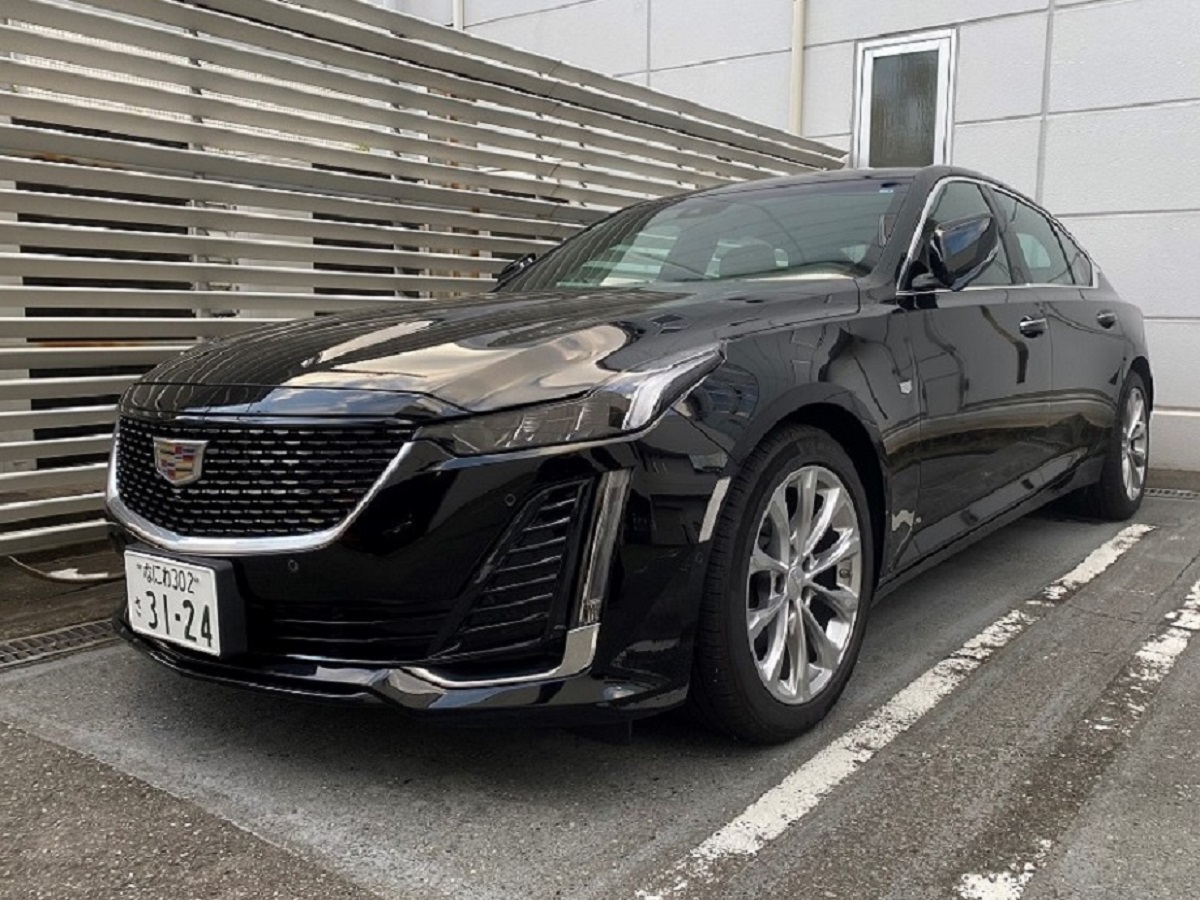 キャデラック CT5 プラチナム